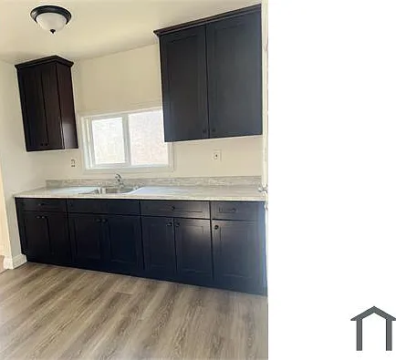 419 S Boyle Ave — Photo 9