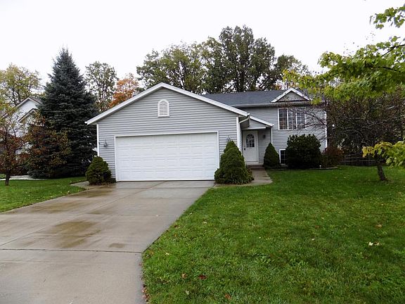 2nd image of 5054 Breezefield Dr SE