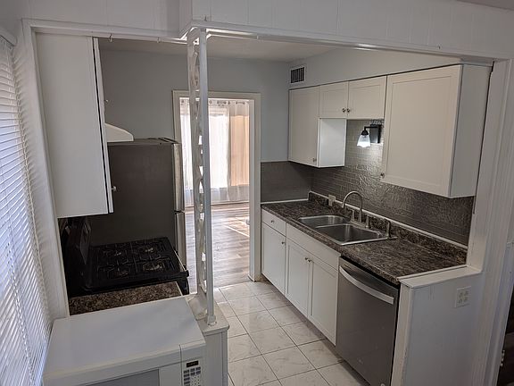 2nd image of 4529 Payton Ave