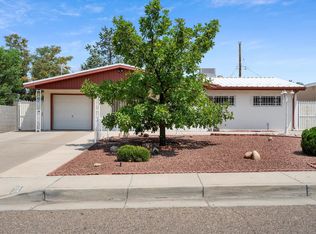 11705 Mountain Rd NE, Albuquerque, NM 87112