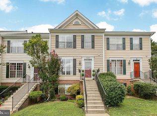 43224 Kelly Ter, Chantilly, VA 20152