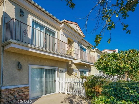 2nd image of 4529 Colfax Ave APT 101