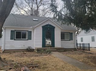 511 S Russell St, Champaign, IL 61821