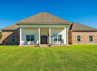 236 Baja Trl, Thibodaux, LA 70301