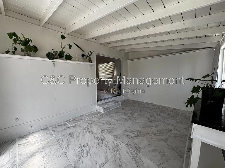 3513 Clayburn Rd — Photo 9