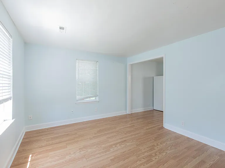 9537 20th Bay St #B — Photo 4