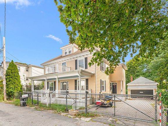 3rd image of 3 Huntington Pl