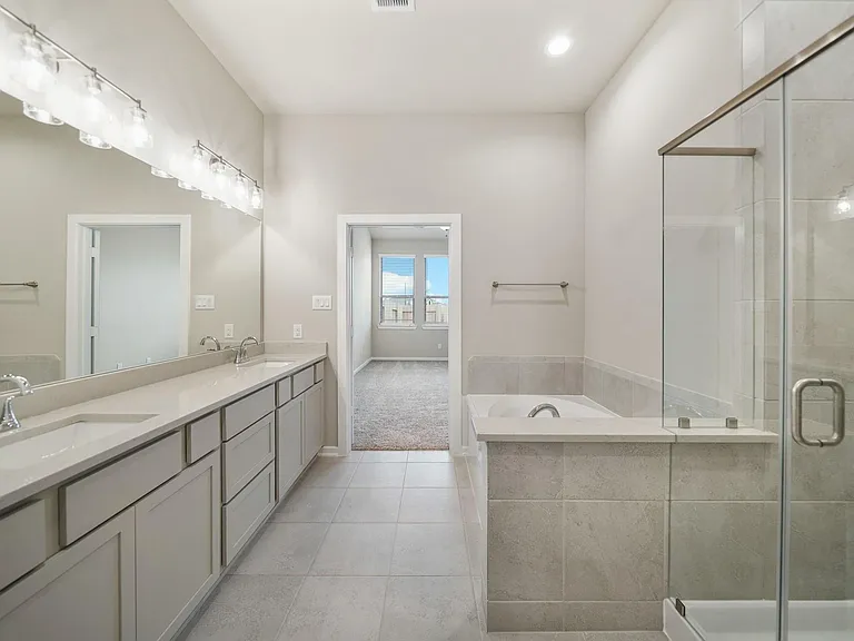1547 Crystal Stream Dr — Photo 21