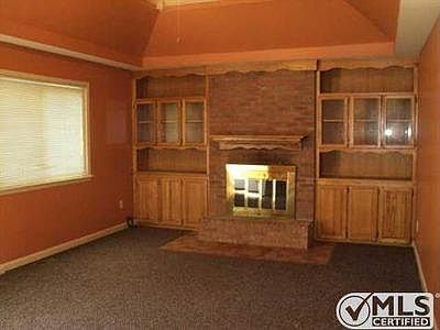 2nd image of 2954 Morgan Rd