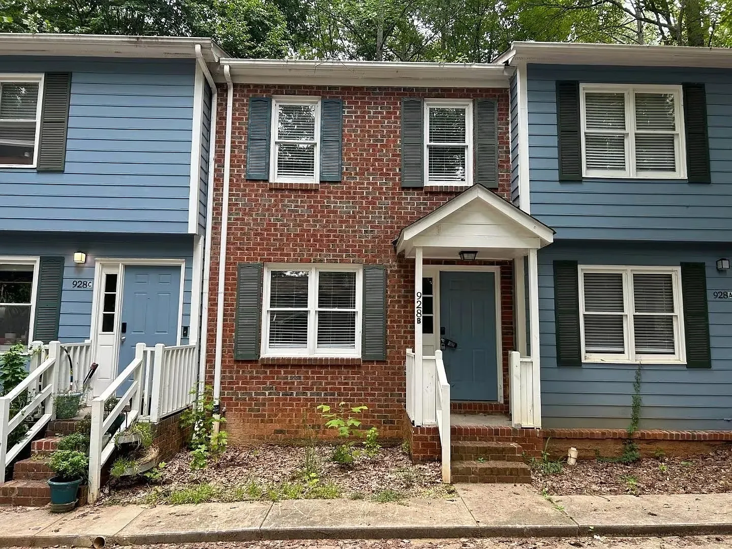 2 bed, 2.5 bath, 1120 sqft, $1,625 — Photo 2