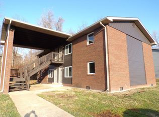 807 S Morrison Ave #B, Collinsville, IL 62234