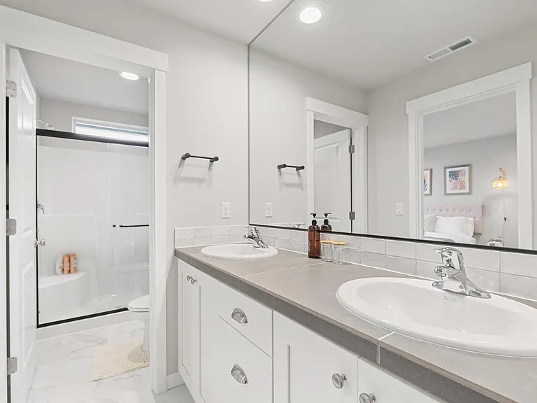 18214 NE 47th Ave — Photo 24