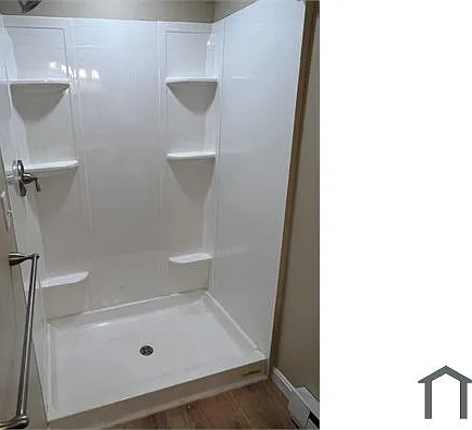304 E Montgomery Ave — Photo 2