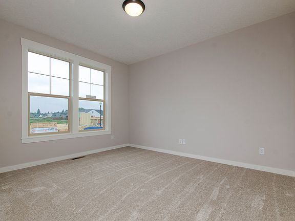 5th image of 9716 NE 112th Ave