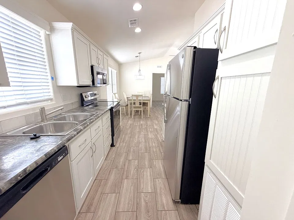 8869 E Baseline Rd #1614
