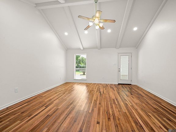 5th image of 10312 Azrok Ave