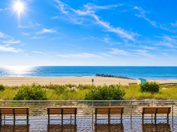 370 W Broadway #1D, Long Beach, NY 11561