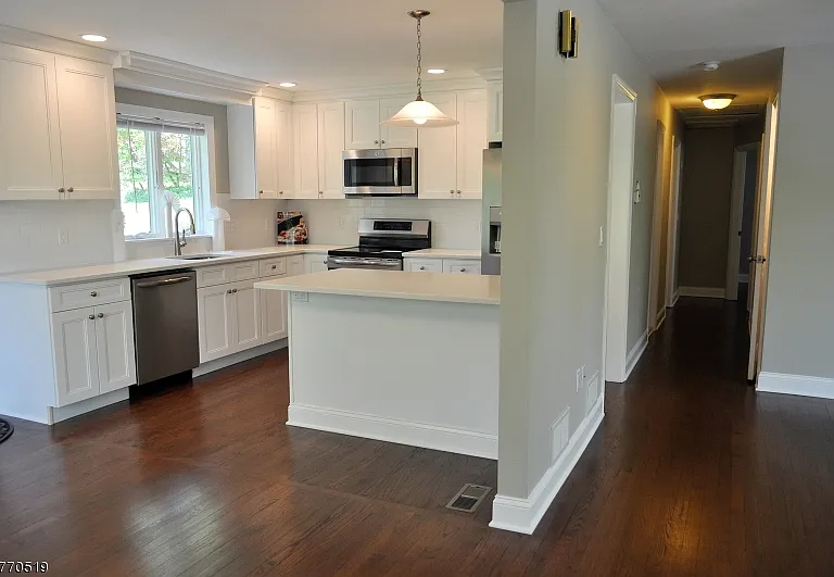 176 Yawpo Ave — Photo 9