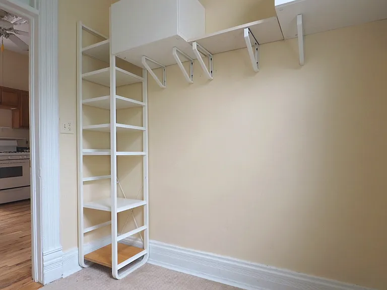 2138 N Sheffield Ave #2R — Photo 14