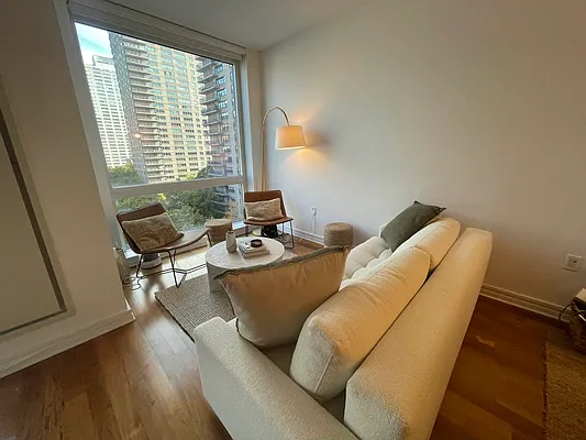 Rented by Casa Blanca Real Estate | media 10