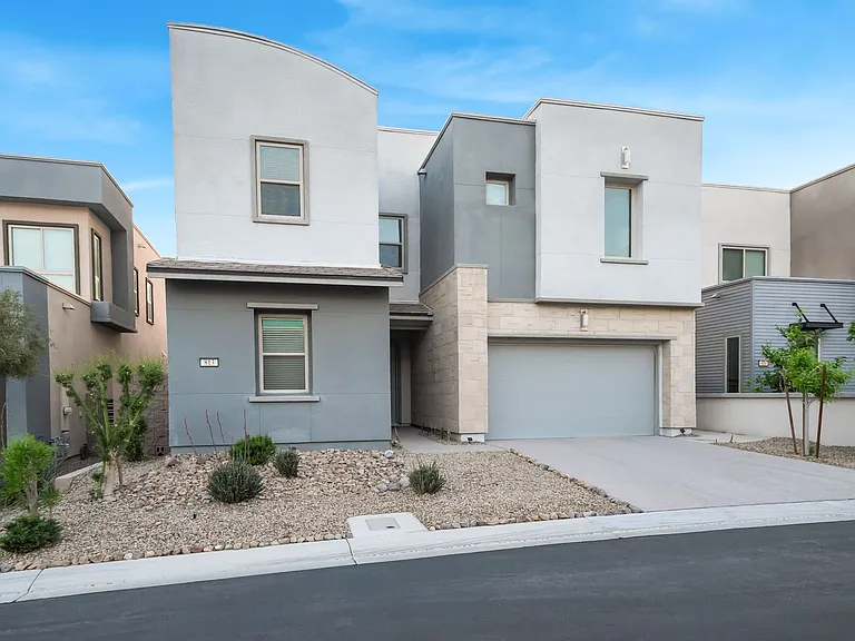 813 Horizon Canyon Dr — Photo 3