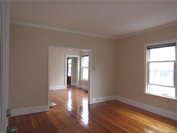 5th image of 144 Prospect Ave #1