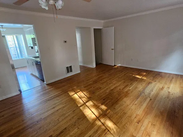 14662 Keeneland Cir, Gaithersburg, MD 20878