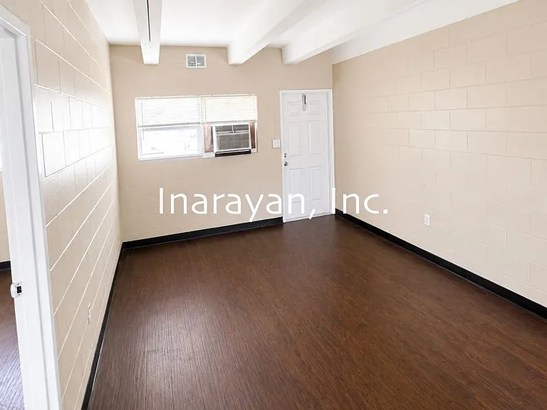 1045 W Washington St. — Photo 4
