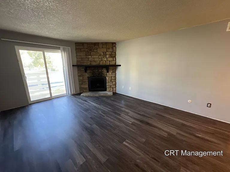 8555 Fairmount Dr #I102 — Photo 6