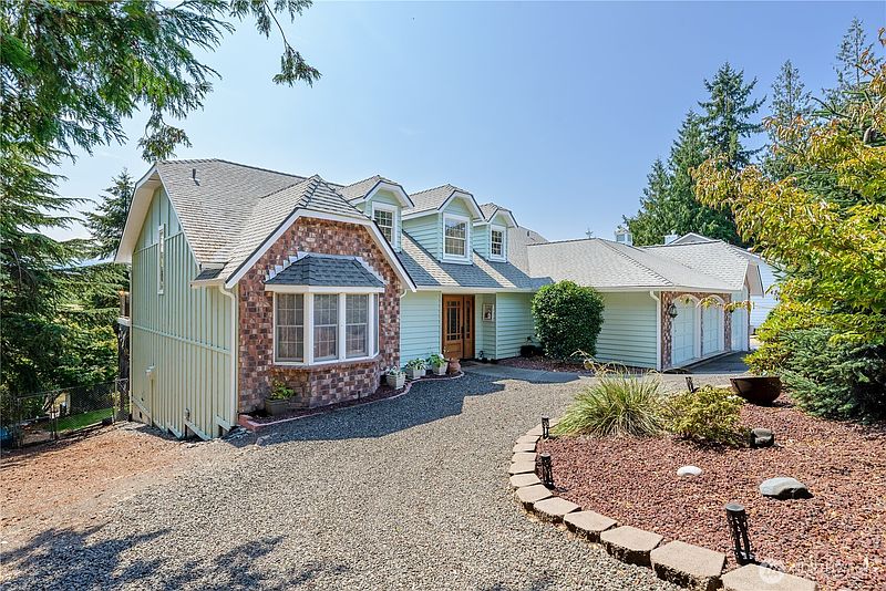 5th image of 231 Madrona Terrace