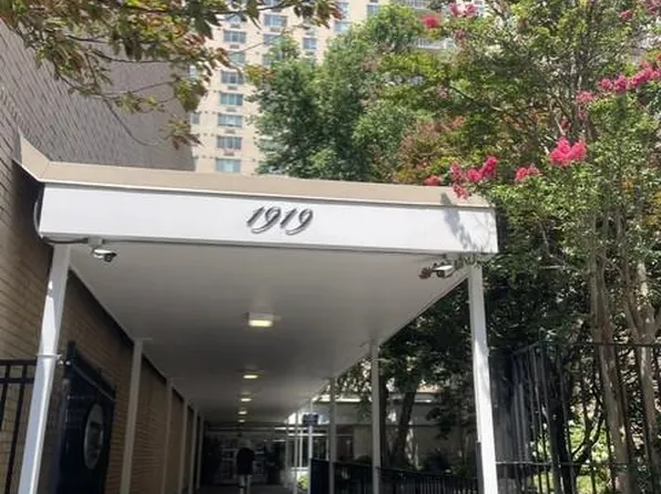 1919 Chestnut St APT 520, Philadelphia, PA 19103