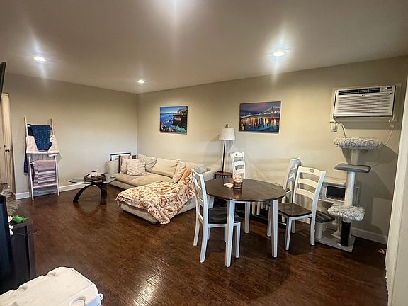 5th image of 4595 Pearl Ave APT 3