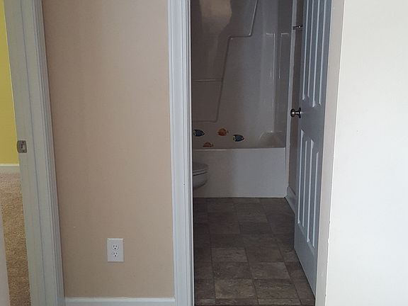 kids bathroom