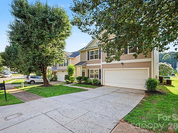 2nd image of 4615 Potters Glen Rd