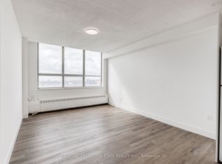 200 Lotherton Ptwy #1208, Toronto, ON M6B2G9