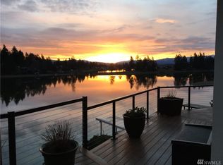 2911 Deer Island Dr E, Lake Tapps, WA 98391