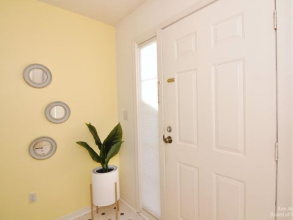 4th image of 639 Liberty Pointe Dr