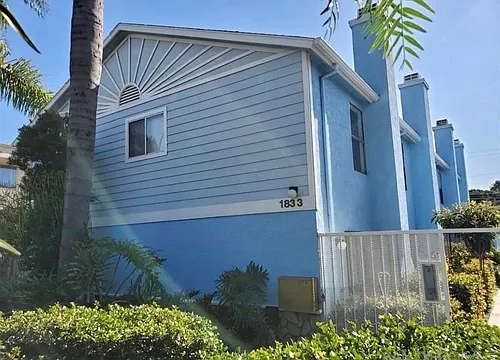 1833 Hornblend St #3 Photo 1