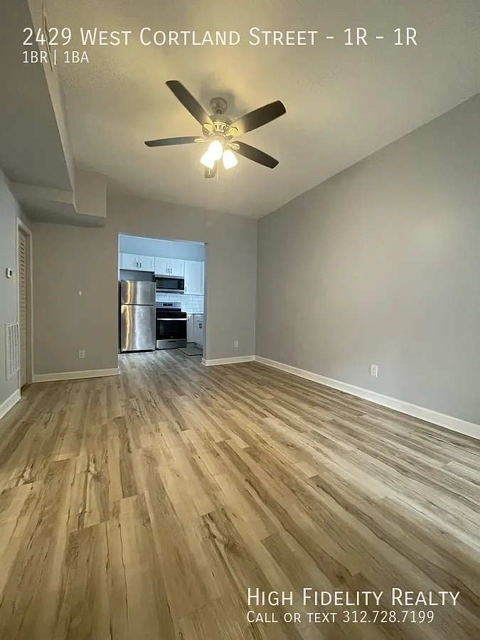 Building Photo - 2429 W Cortland St #1R