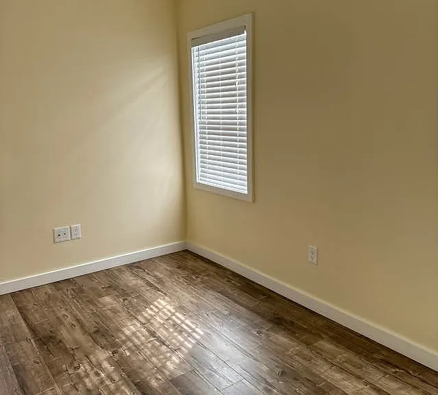 6401 S Victoria Ave — Photo 8