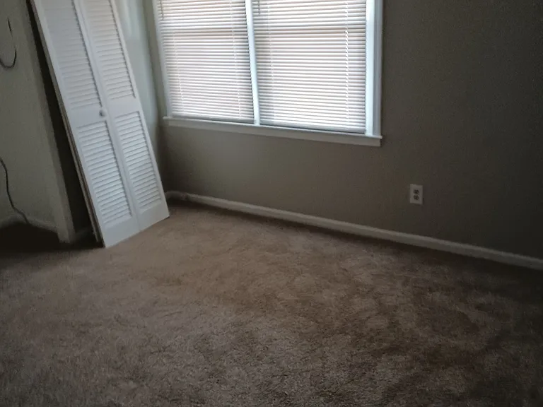 108 Lancelot Ct — Photo 16