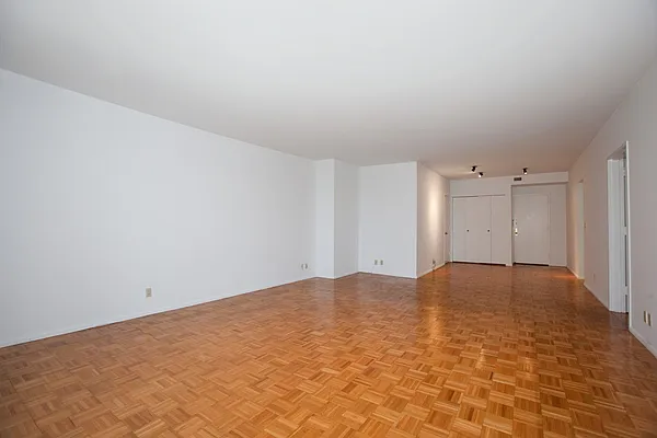 Rented by Keller Williams NYC | media 13