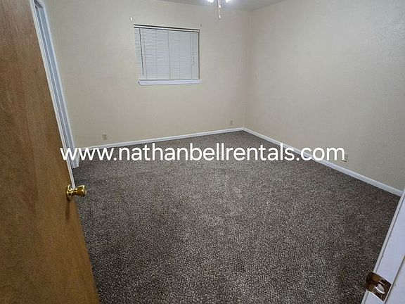 2nd image of 3025 Abbott Ln