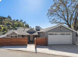 14 Somerset Rd, Oakland, CA 94611