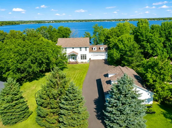 45207 Lamplight Dr, Ottertail, MN 56571