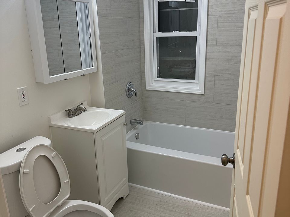 1st image of 3523 N 2nd Ln