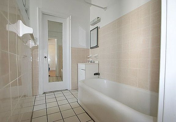 4th image of 455 W 34th St APT 8F