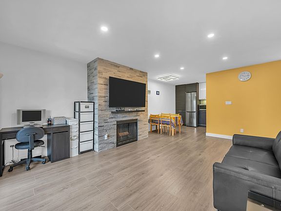 2nd image of 8600 Ackroyd Rd #317