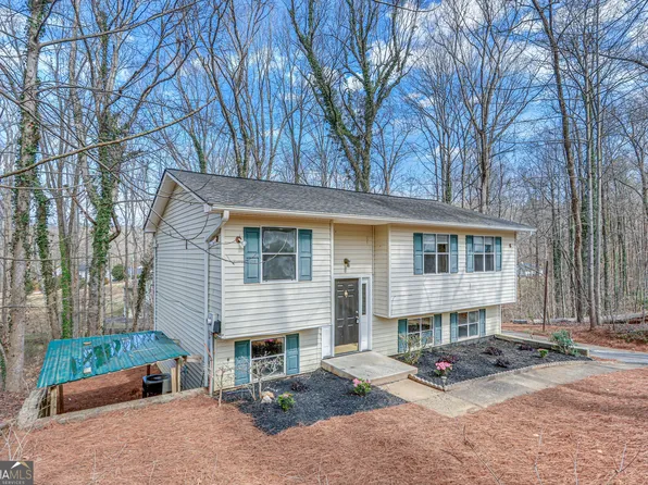 2676 Tammi Ln, Gainesville, GA 30506