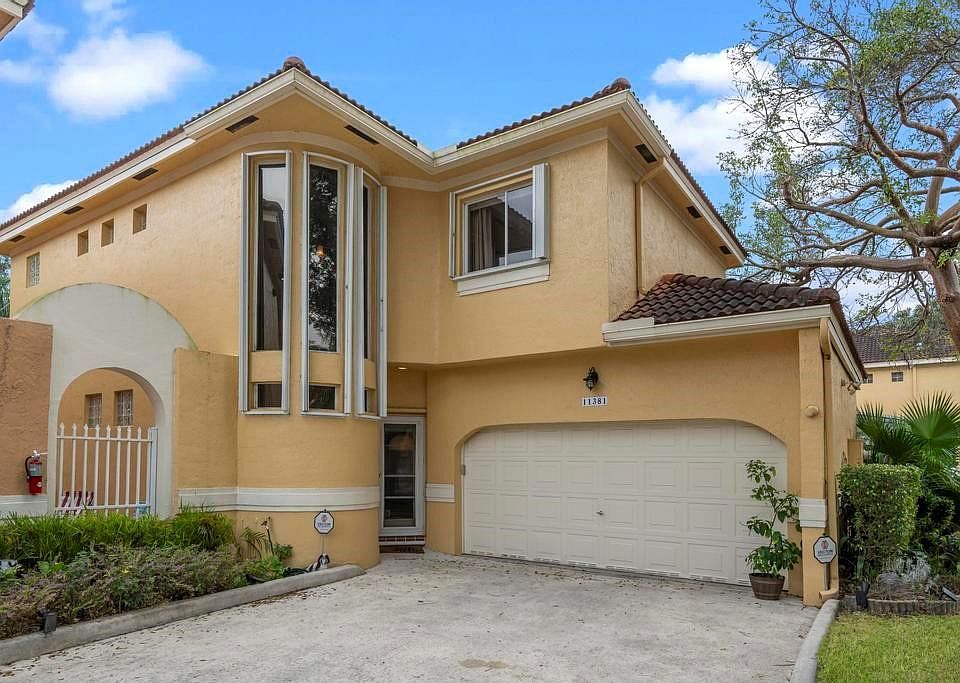 1st image of 11381 Lakeview Drive